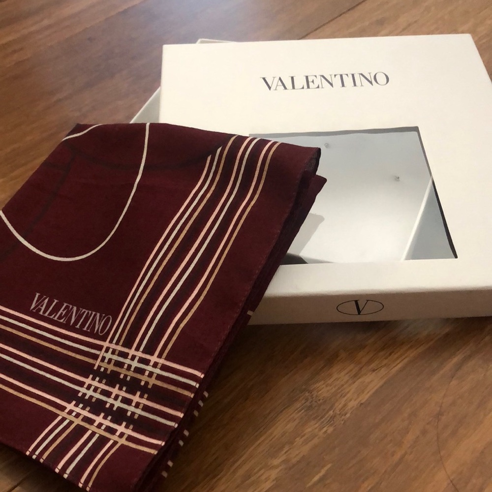 BRAND NEW VALENTINO SCARF! Never worn, in pristine condition. Comes with box!